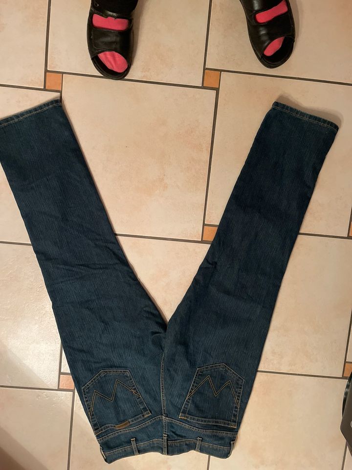 Wrangler Jeans regular fit in Ammerndorf
