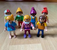 Sieben Playmobil Figuren klein Kinder Harburg - Hamburg Hausbruch Vorschau