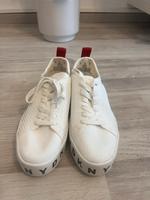 ELEGANTE DAMENSNEAKER VON DKNY -NAGELNEU- Mitte - Wedding Vorschau