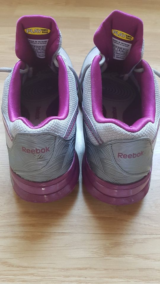 Sportschuhe damen größe 38 Reebok Easy Tone in Nordrhein-Westfalen - Olpe |  eBay Kleinanzeigen ist jetzt Kleinanzeigen