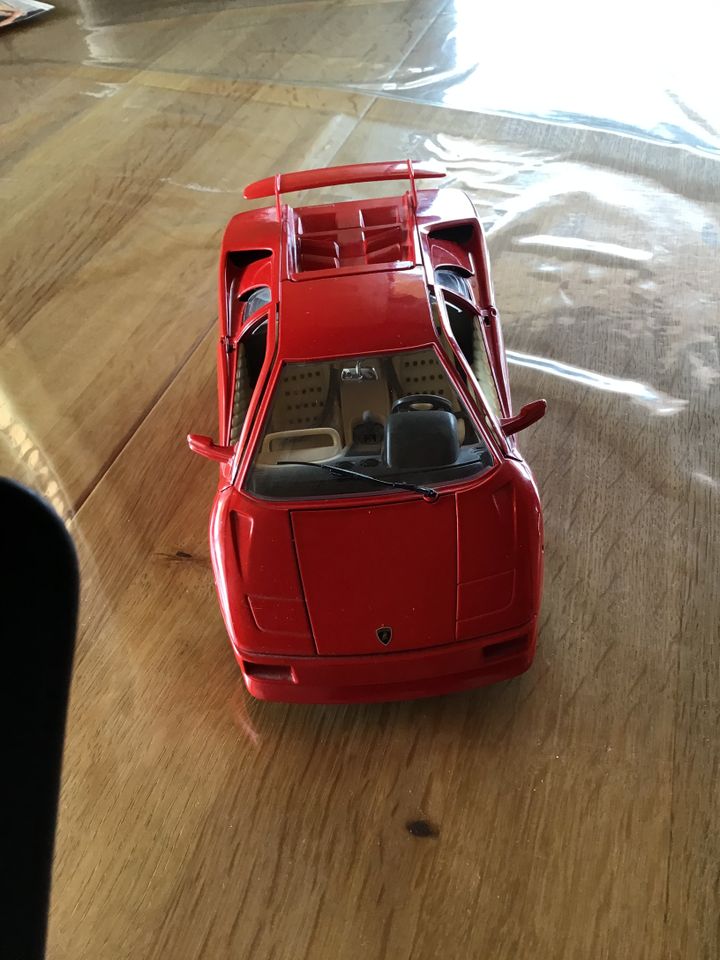 Modellautos Lamborghini Diablo 1990 1:18 in Winnenden