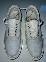 Louis Vuitton Herren Sneaker Weiß/Grau 9,5 Berlin - Schöneberg Vorschau