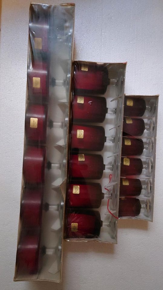 70 er luminarc Rot Gläser Serie NEU 3 x 6 Stück Vintage Rarität in Frankfurt am Main