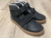 UGG Sneaker schwarz Gr.  33,5 neu Bremen - Vegesack Vorschau