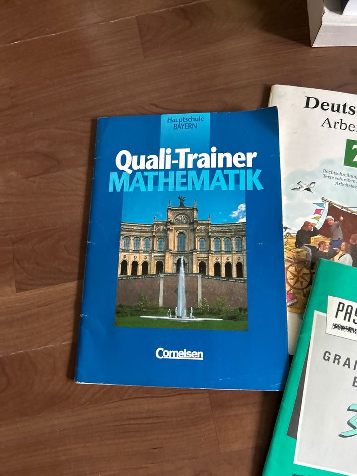 Verschenke Übungsbücher Schule in Essen
