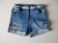 5 Mädchen Hosen Shorts in Gr. 122 und 2 Röcke Kreis Pinneberg - Heist Vorschau