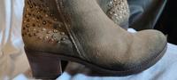 !!!! Stiefelette beige Wildleder Größe 42 !!! Sachsen - Großhartmannsdorf Vorschau