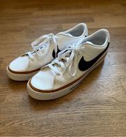Nike Sneaker weiß - Größe 46 Bayern - Goldbach Vorschau