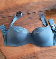 Damen BH Triumph gebraucht Bayern - Tacherting Vorschau