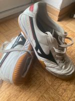 Mizuno Morelia Professional Model weiß 42,5 9,5 indoor Futsal Eimsbüttel - Hamburg Rotherbaum Vorschau