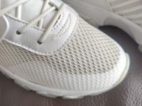 Sneaker - neuwertig - hoher Tragekomfort Hessen - Taunusstein Vorschau