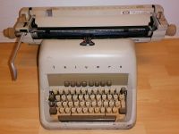 Triumph matura super Schreibmaschine beige Nordrhein-Westfalen - Mönchengladbach Vorschau