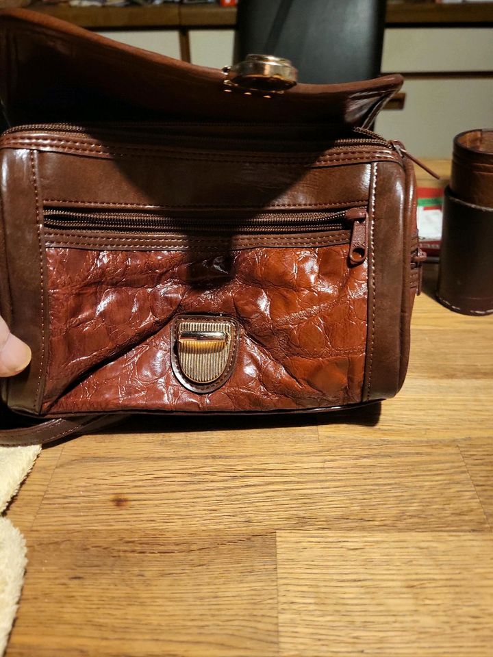 Damen Handtasche in Lügde