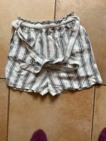 Neue,ungetragene Shorts Gr.33 von H&M Sachsen - Mittelbach Vorschau