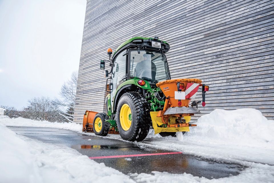 John Deere 3039R Kompakttraktor *NEU* in Immendingen