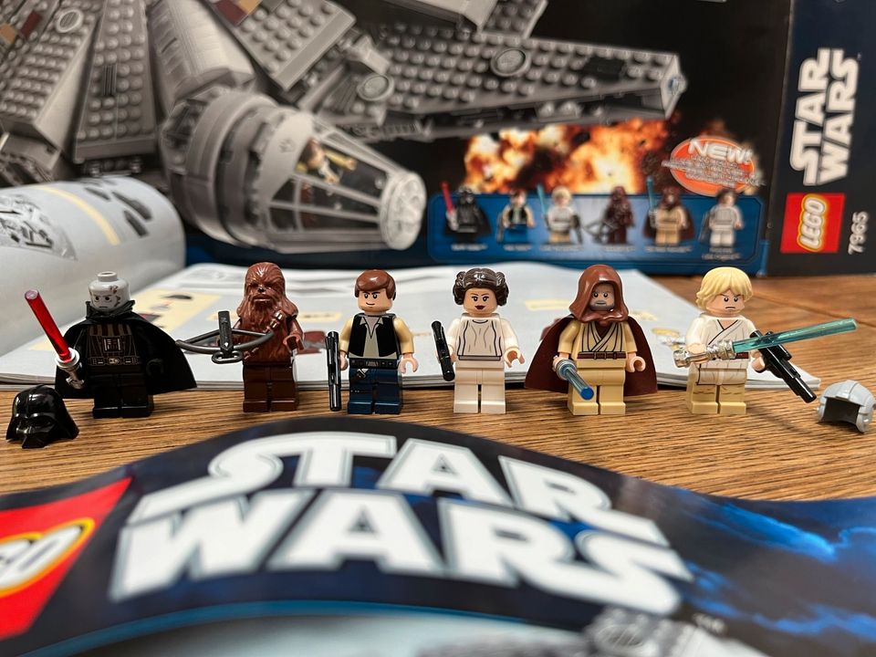 Lego Star Wars Millennium Falke 7965 neuwertig! in Stuhr