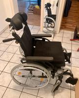 Faltbarer Rollstuhl Breezy Basics 2 mit Kopfstütze Köln - Nippes Vorschau