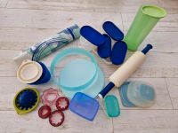 Kiste Tupperware Käsemax Teigrolle Dosen usw. Sachsen - Schleife (Ort) Vorschau