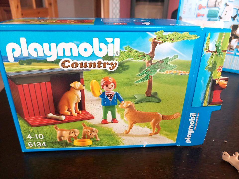 Playmobil 6134 Golden Retriever und Welpen in Blomberg