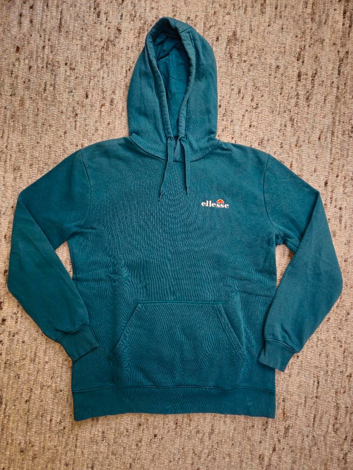 Ellesse Hoodie in Dunkelgrün, Größe S in Mandelbachtal