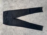 Only Jeans schwarz M Länge 32 - Größe 38/40 Nordrhein-Westfalen - Krefeld Vorschau
