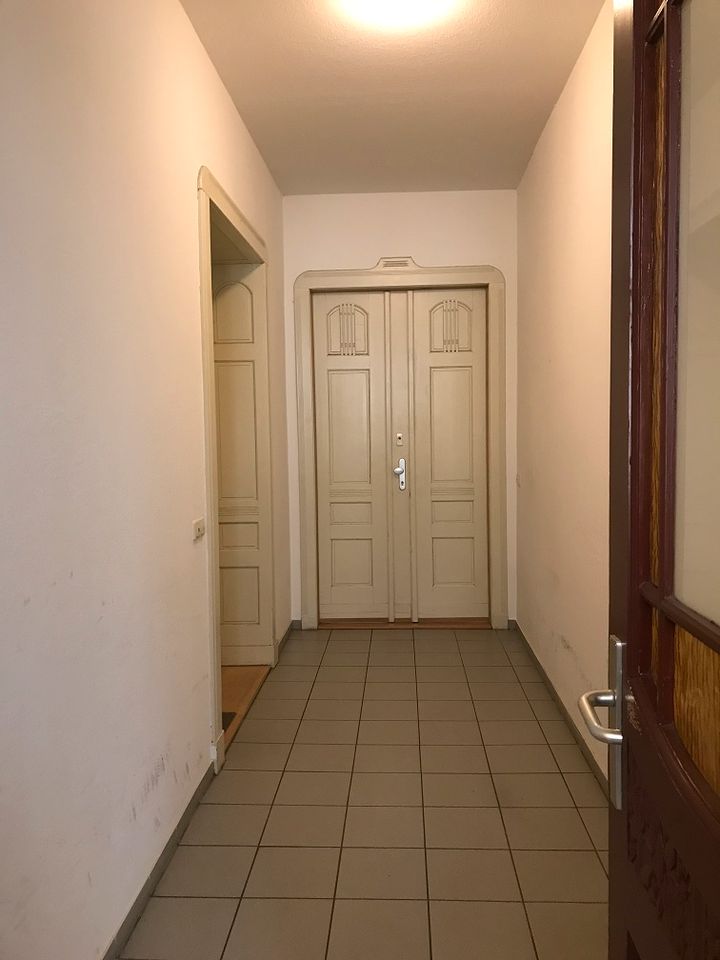 (57) 2 Zimmer Erdgeschoss mit Balkon in der Harnackstraße 8 in Magdeburg in Magdeburg