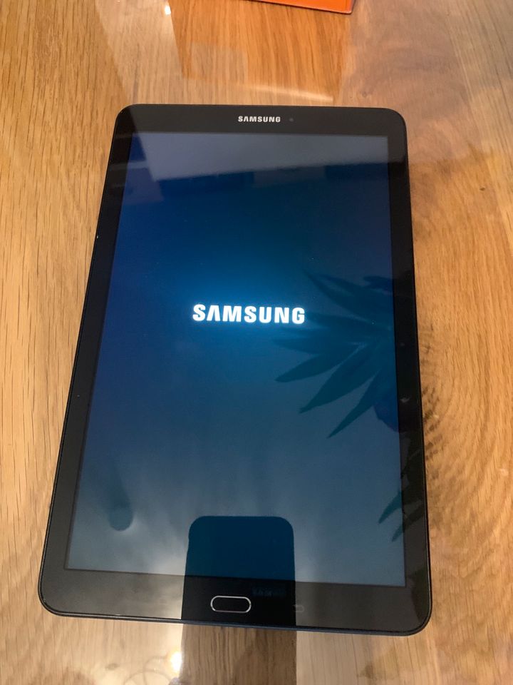 Samsung Galaxy Tab E Tablet SM-T560 in Berlin