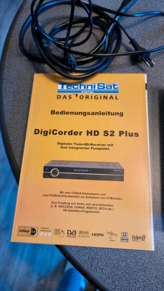 TechniSat DigiCorder HD S2 Plus Twin Receiver mit Festplatte in Löningen