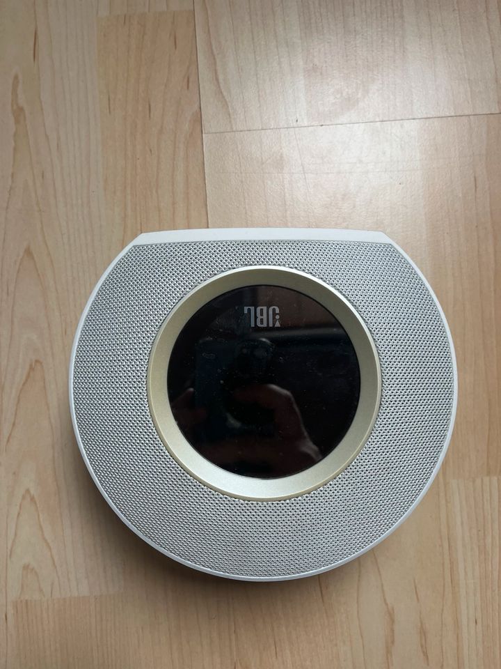 JBL Horizon Harman Radiowecker in Dettenheim