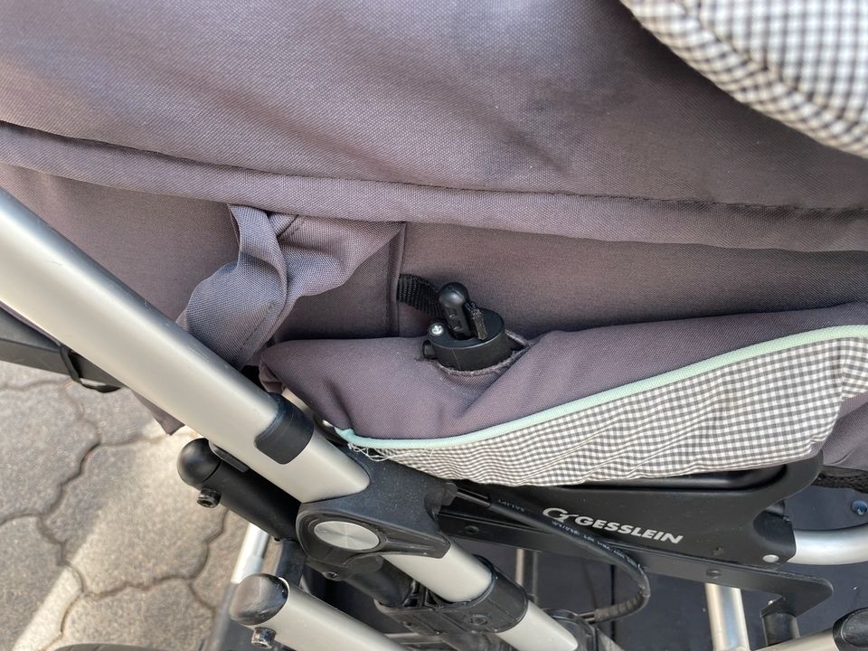 Kinderwagen Gesslein F6 grau + Babyschale mit Isofix in Ebersburg