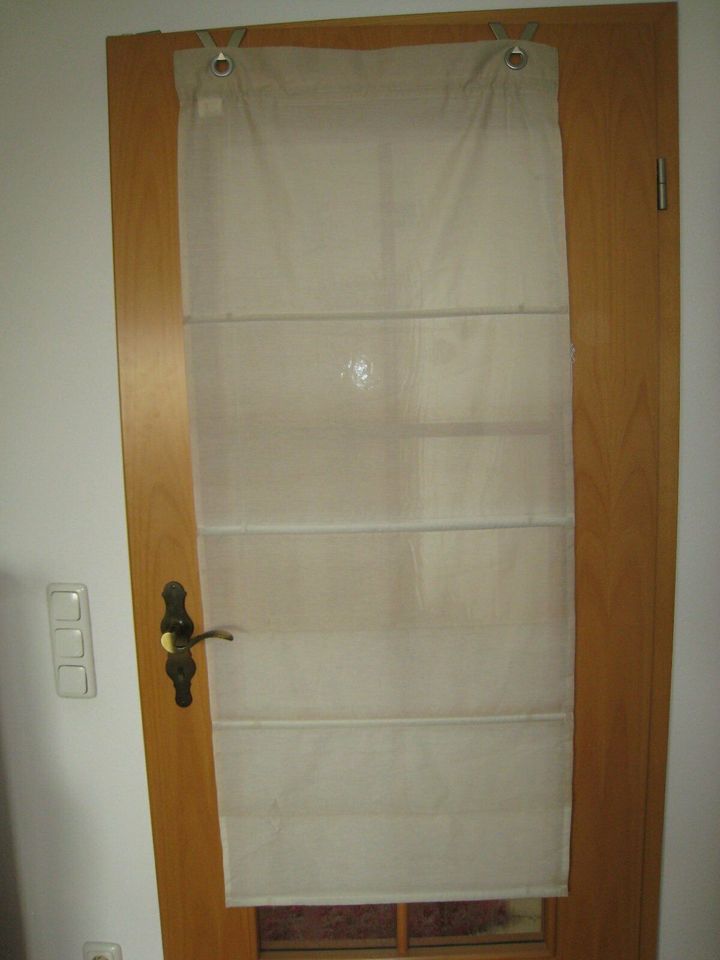 2 moderne Raffrollos ohne Bohren, beige 60 cm x 140 cm in Schwarzenbach a d Saale