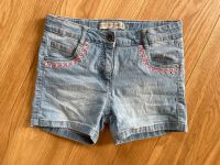 Jeans-Shorts mit Stickerei Größe 146 Wandsbek - Hamburg Lemsahl-Mellingstedt Vorschau