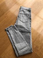 Jeans von Primark Gr. 36 grau neu ungetragen Wandsbek - Hamburg Hummelsbüttel  Vorschau