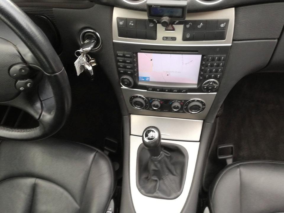 Mercedes-Benz CLK 200 Kompressor.AVANTGARDE VOLLLEDER.NAVI. in Neumünster