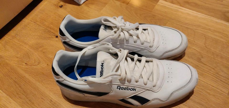 Reebok Sneaker in super Zustand in Mainz