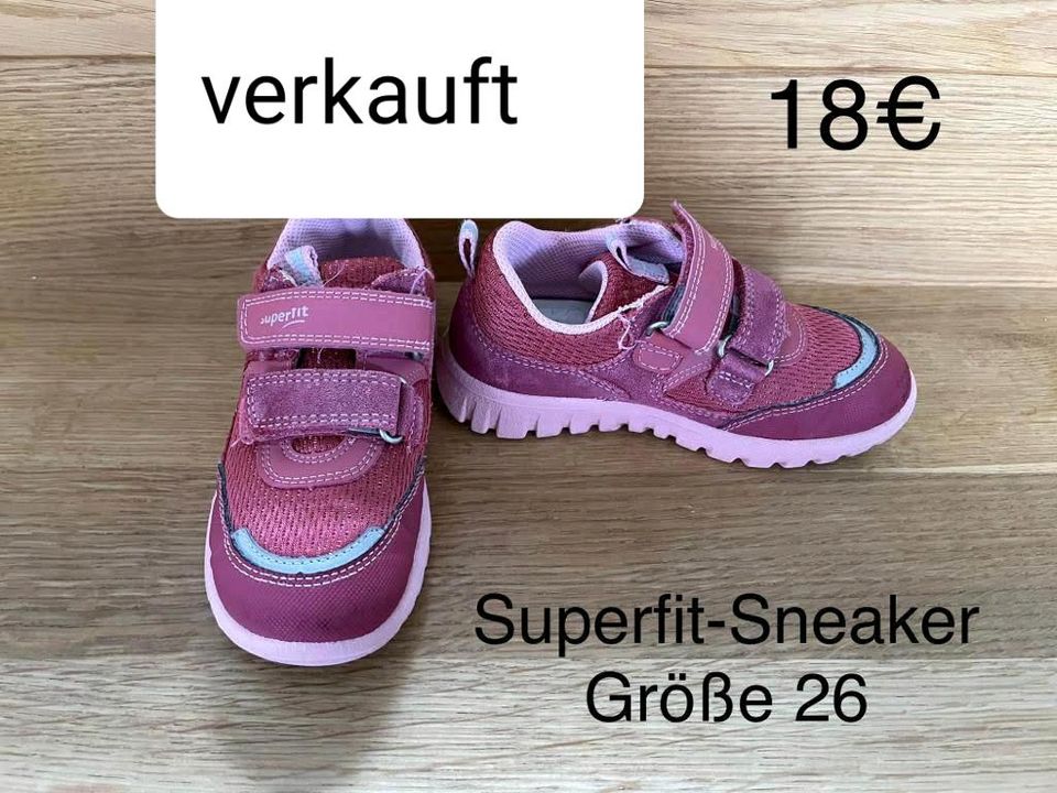 Mädchen Schuhe verschiedene Modelle Gr. 21-26 in Herxheim bei Landau/Pfalz