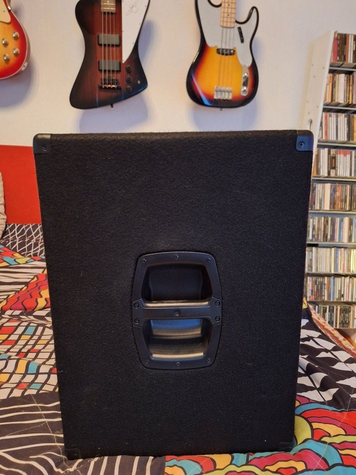 Bass Box 112 „WARWICK WCA 112LW“ in Polch