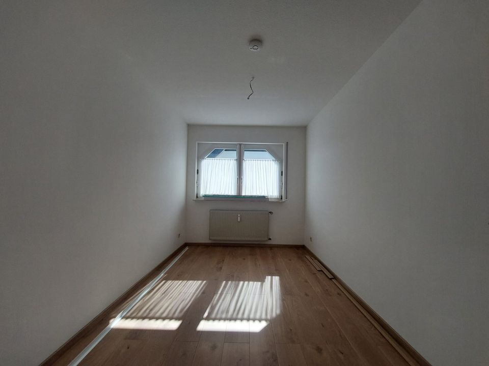 TOP-Wohnung zu vermieten, 3ZKB, IO-Göttschied, Panoramablick! in Idar-Oberstein