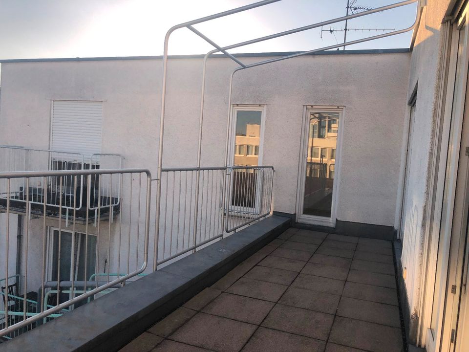 2,5-Zimmer-Wohnung mit Terrasse m Zentrum von Darmstadt in Darmstadt