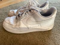 NIKE weiß Air FORCE 1 Gr. 42,5 white Sneaker Schuhe Niedersachsen - Bad Zwischenahn Vorschau