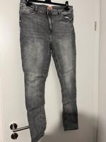 Schöne Jeans von Only, Gr.XL/32, inklusive Versand Bayern - Pliening Vorschau
