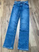 Neuwertige Damen Jeans Blind Date 26/32 Modell Sandra Hessen - Wolfhagen  Vorschau