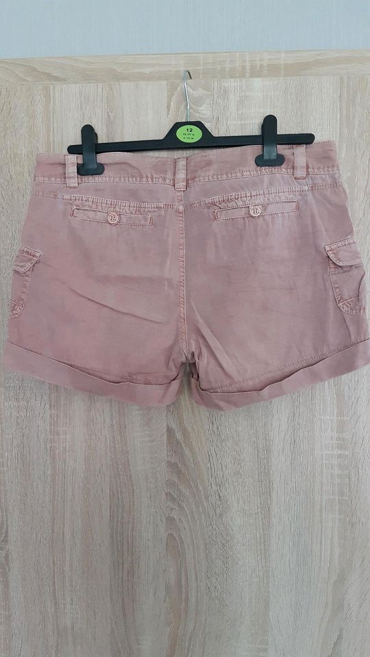 kurze Shorts in Surwold