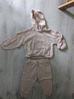 Zara Set Pulli und Jogginghose Gr. 110 Nordrhein-Westfalen - Moers Vorschau