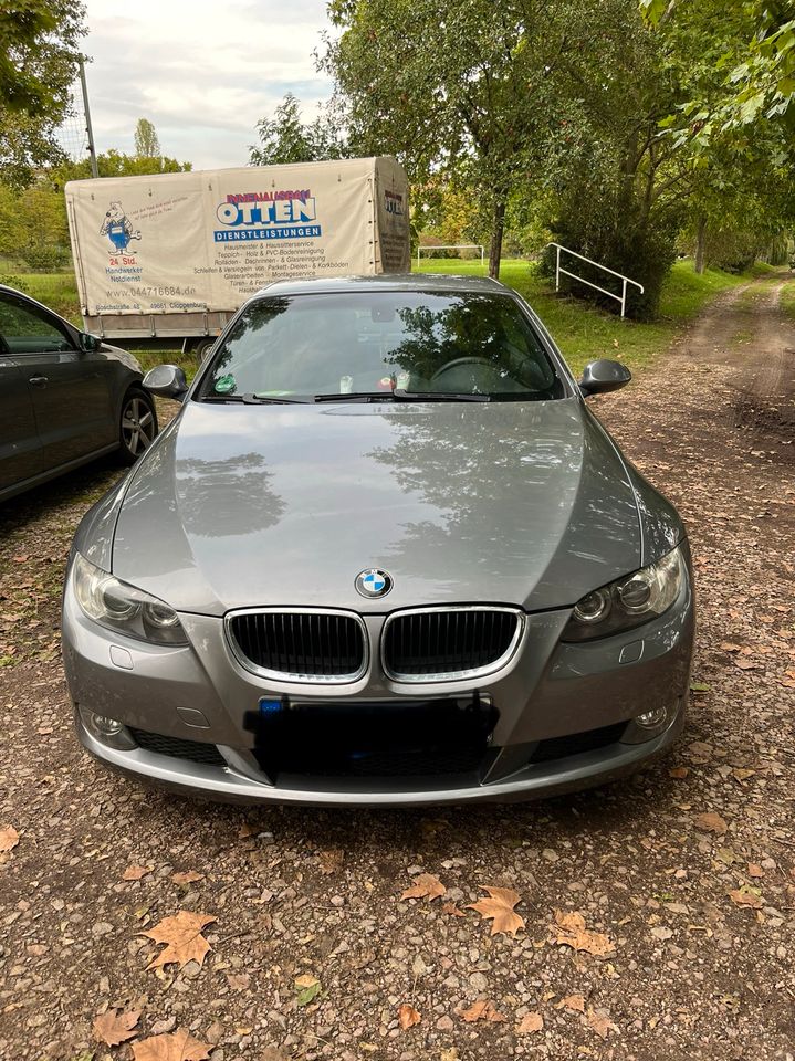 BMW 320 Cabrio in Weinolsheim