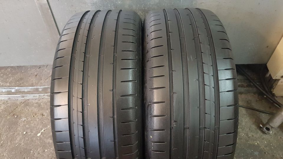 2 Sommerreifen DUNLOP SPORT MAXX RT2 205/45R17 88W 2x5,8mm DOT:16 in Köln