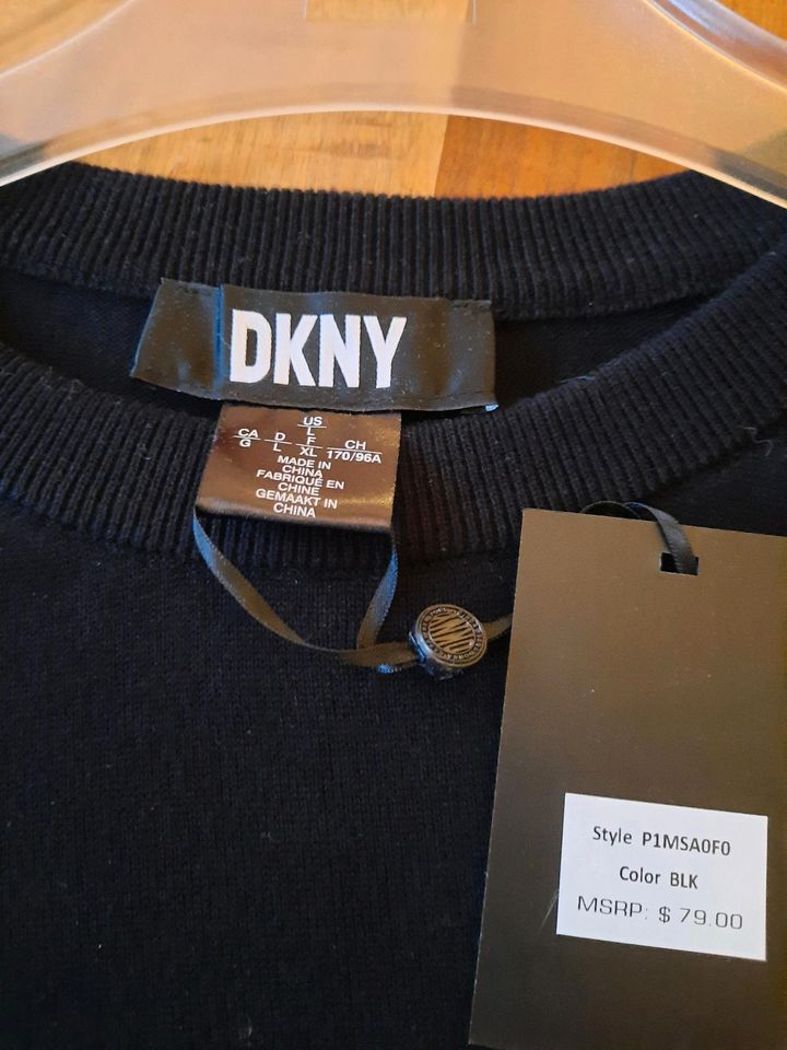 NEUEN,AKTUELLEN DESIGNER PULLI VON DKNY,GR.L,SCHWARZ/WEIß,TOP ‼️ in Berlin