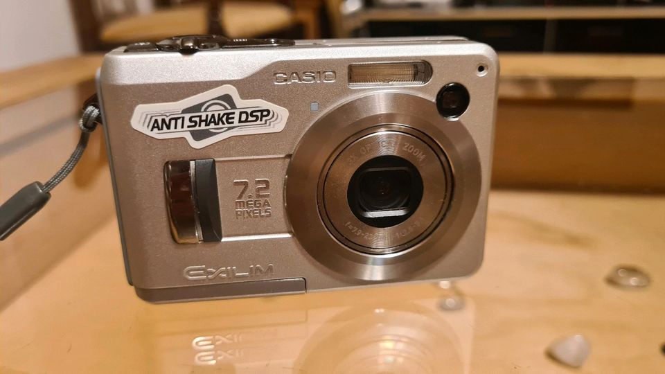 Digitalkamera Casio Ex-Z120 in Hamburg