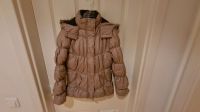 Mädchen Winterjacke Jacke Mantel Gr. 134 mit Fell Kaputze Leipzig - Burghausen-Rückmarsdorf Vorschau