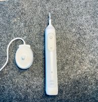 NP 170€ Braun Oral B Genius Elektrische Zahnbürste Nordrhein-Westfalen - Olpe Vorschau
